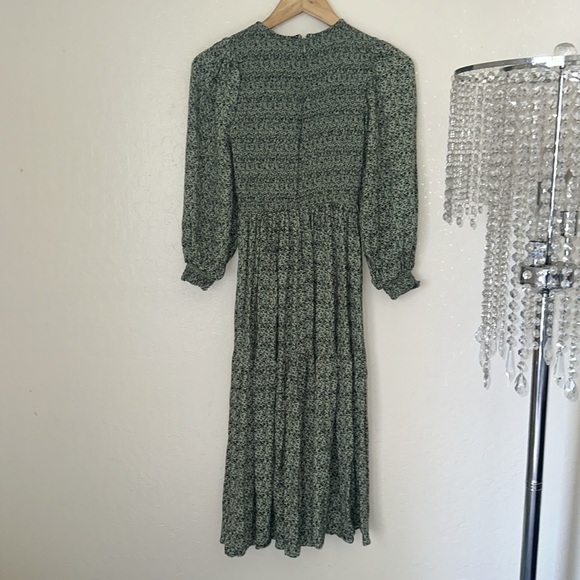 Los Angeles Atelier & Other Stories Green Ditsy Floral Smocked Midi Prairie SZ 4 - Picture 7 of 9
